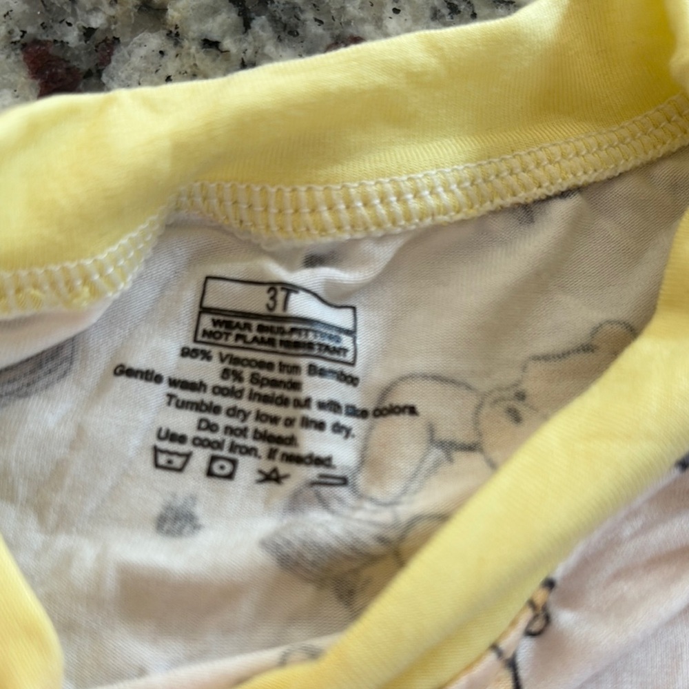 Winnie the Pooh Bamboo PJs - Picture 5 of 7